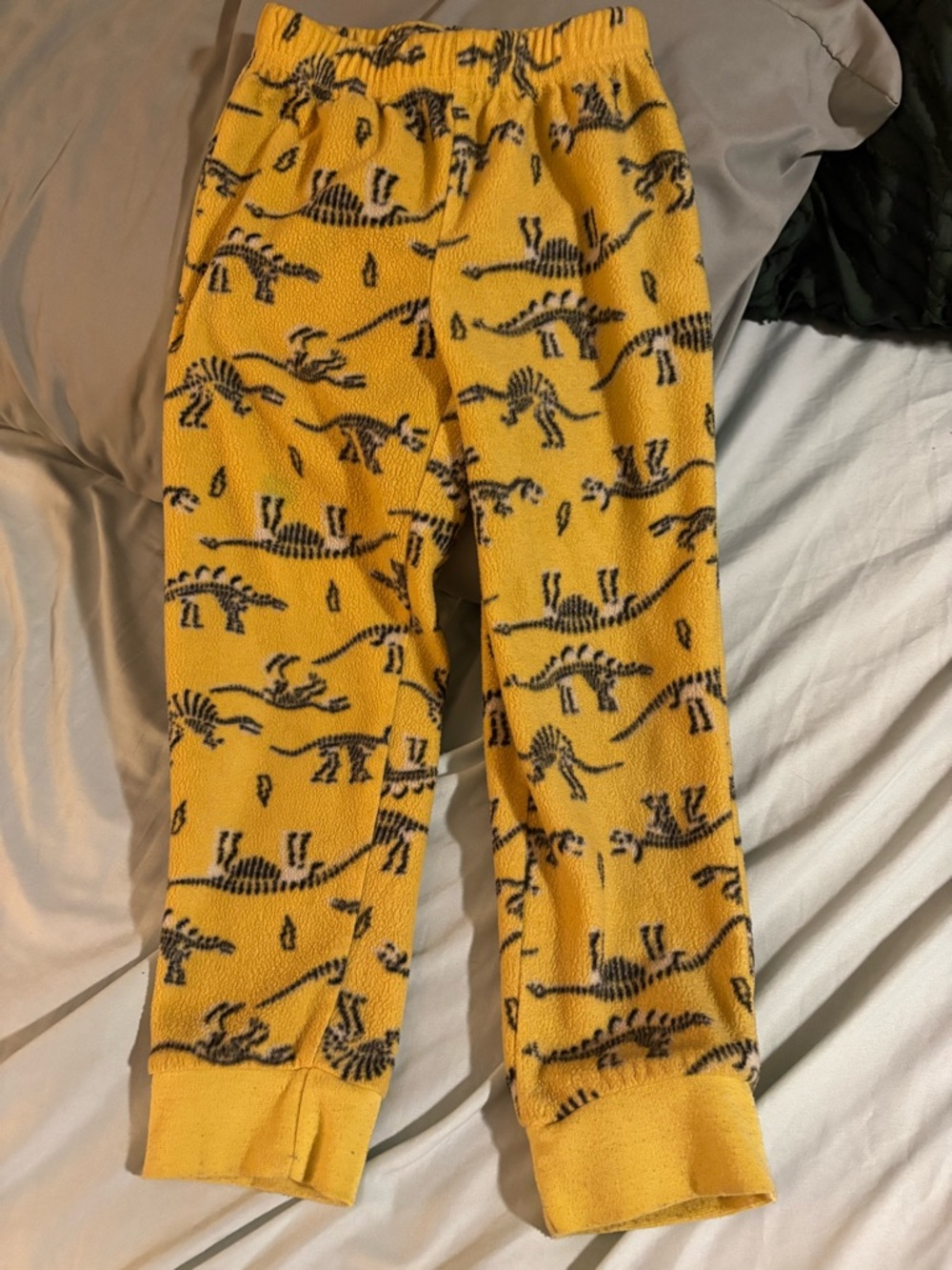 3/$15! Kids boys size XS 4/5 pajama pants Kids Yellow Dinosaur Fleece Pants XS